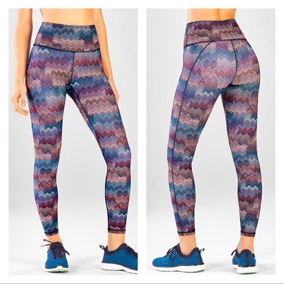 Fabletics High-WaistedâPowerHoldâ7/8âCropsâXS - Picture 1 of 6